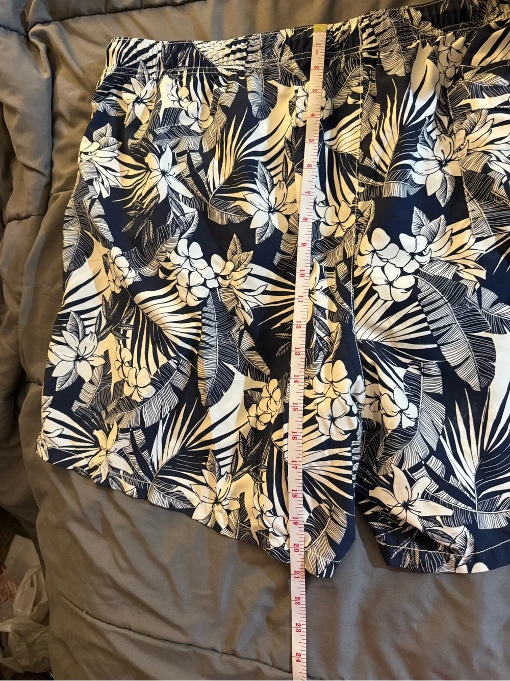 Tommy Bahama White Mesh Lined Swim Shorts with Navy Floral Waistband